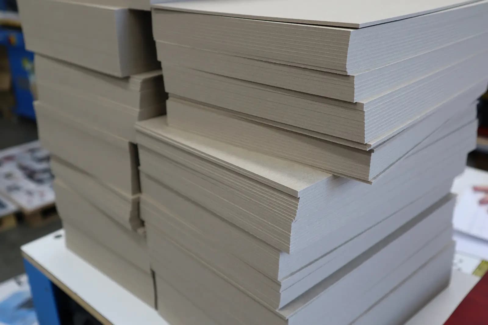 Переплётный картон