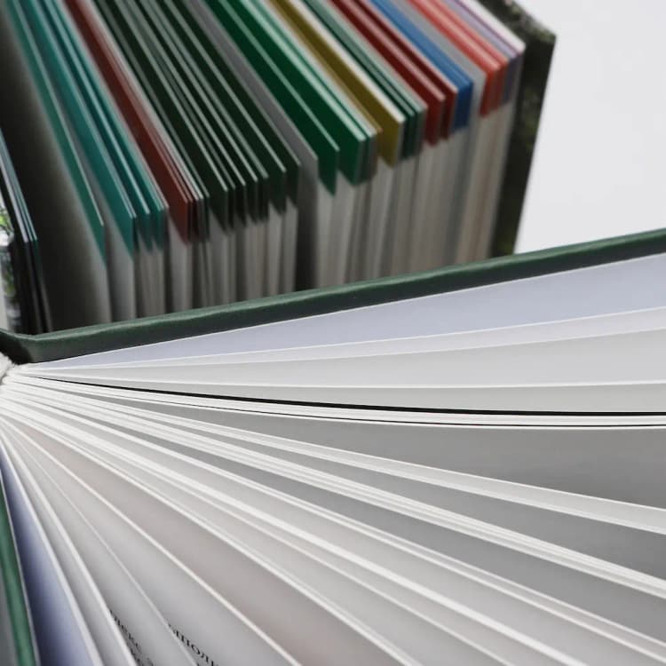 Печать книг в твердом переплёте 7БЦ