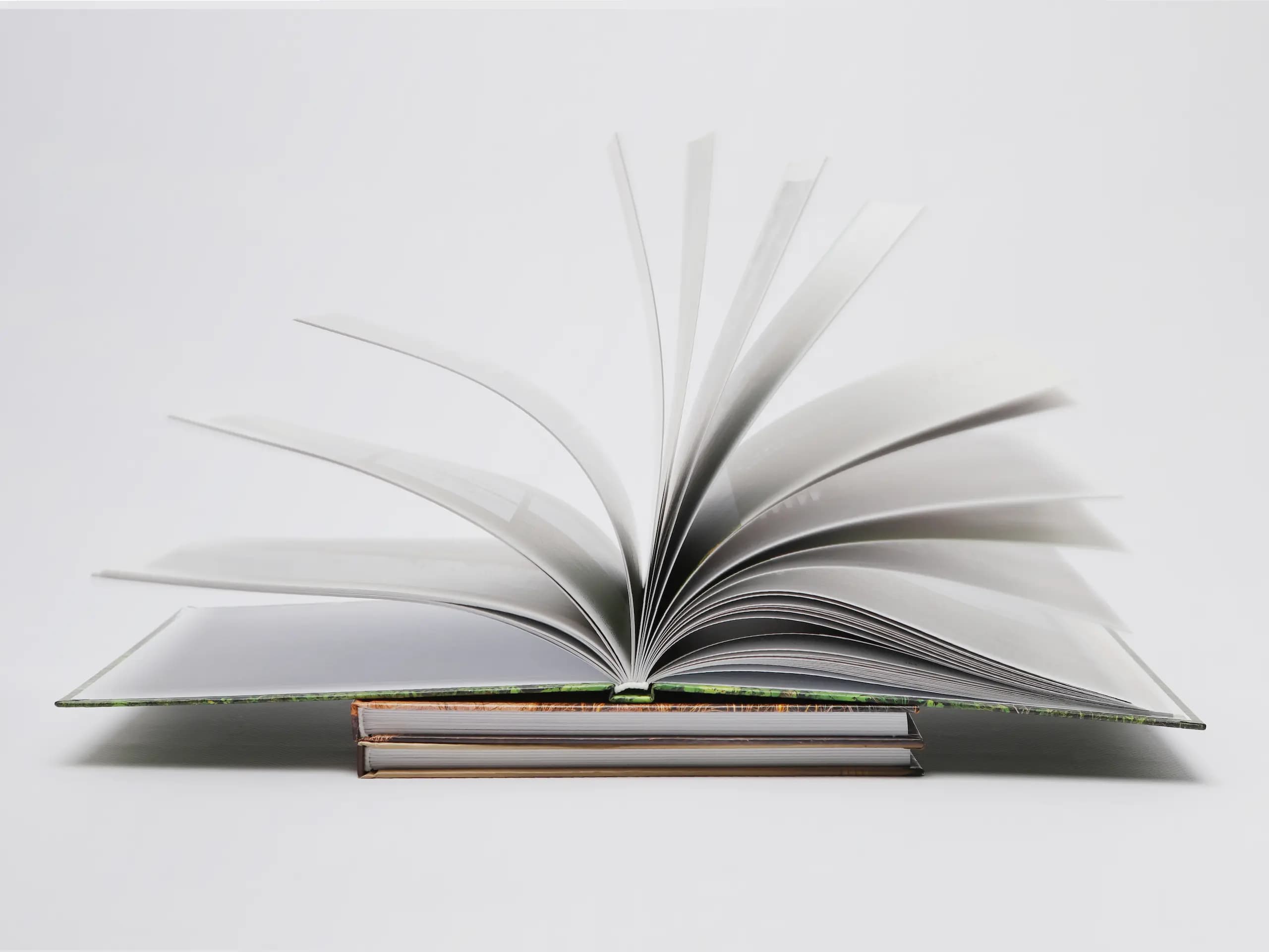 Печать книг в твердом переплёте 7БЦ