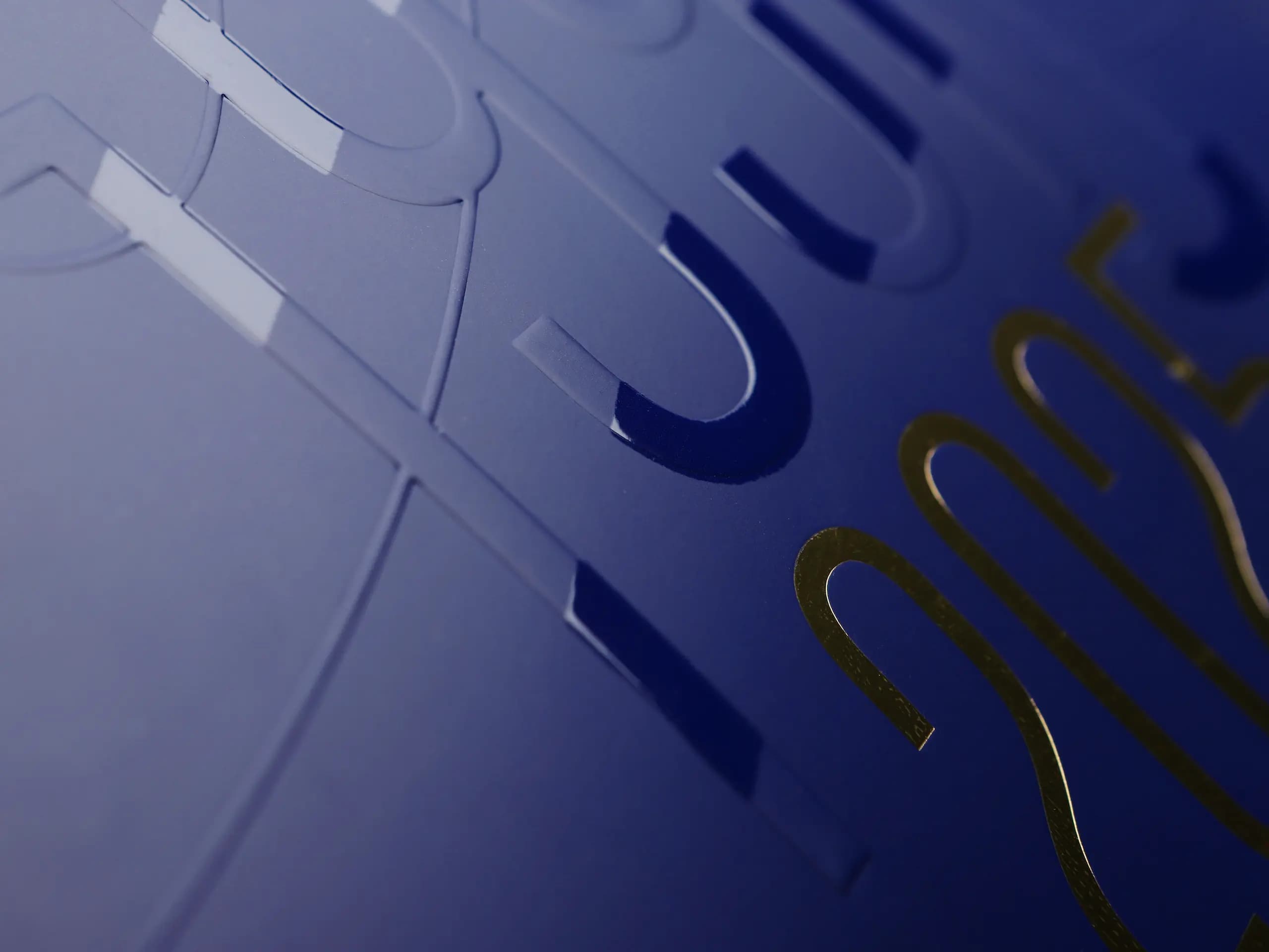 Проба шпигеля корпоративного календаря. Образец УФ-лака