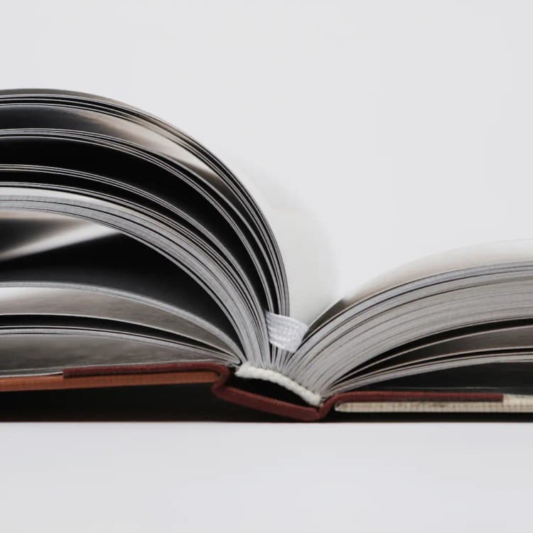 Печать книг в твердом переплёте